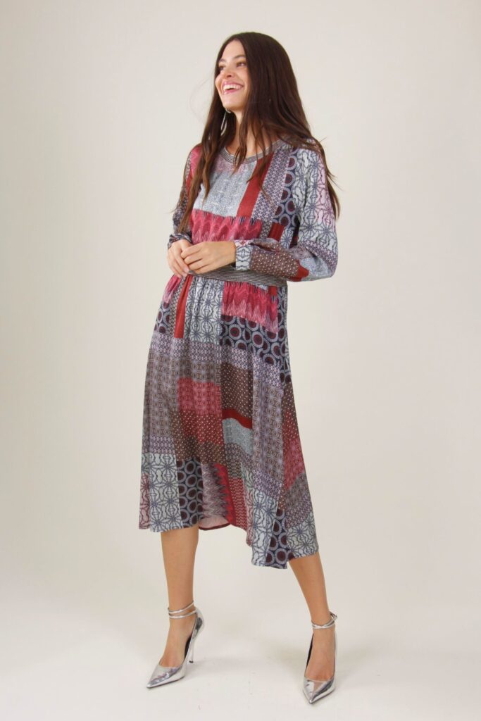 LONG PATTERN DRESS IN VISCOSE 