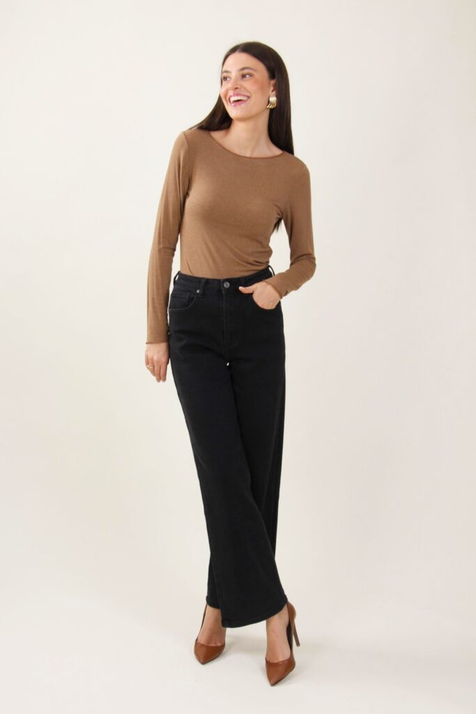 BLACK PALAZZO JEANS 