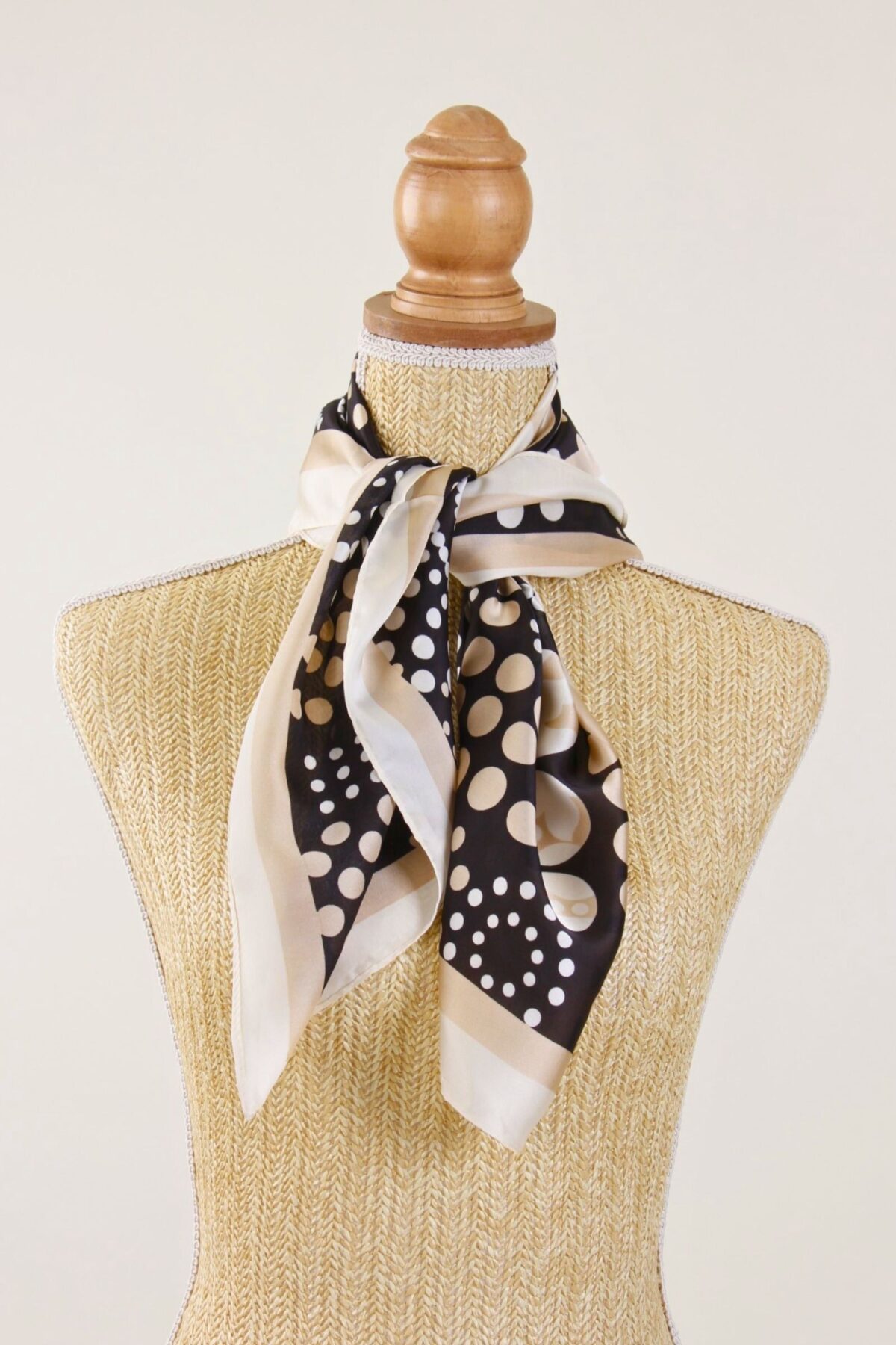 FOULARD A POIS