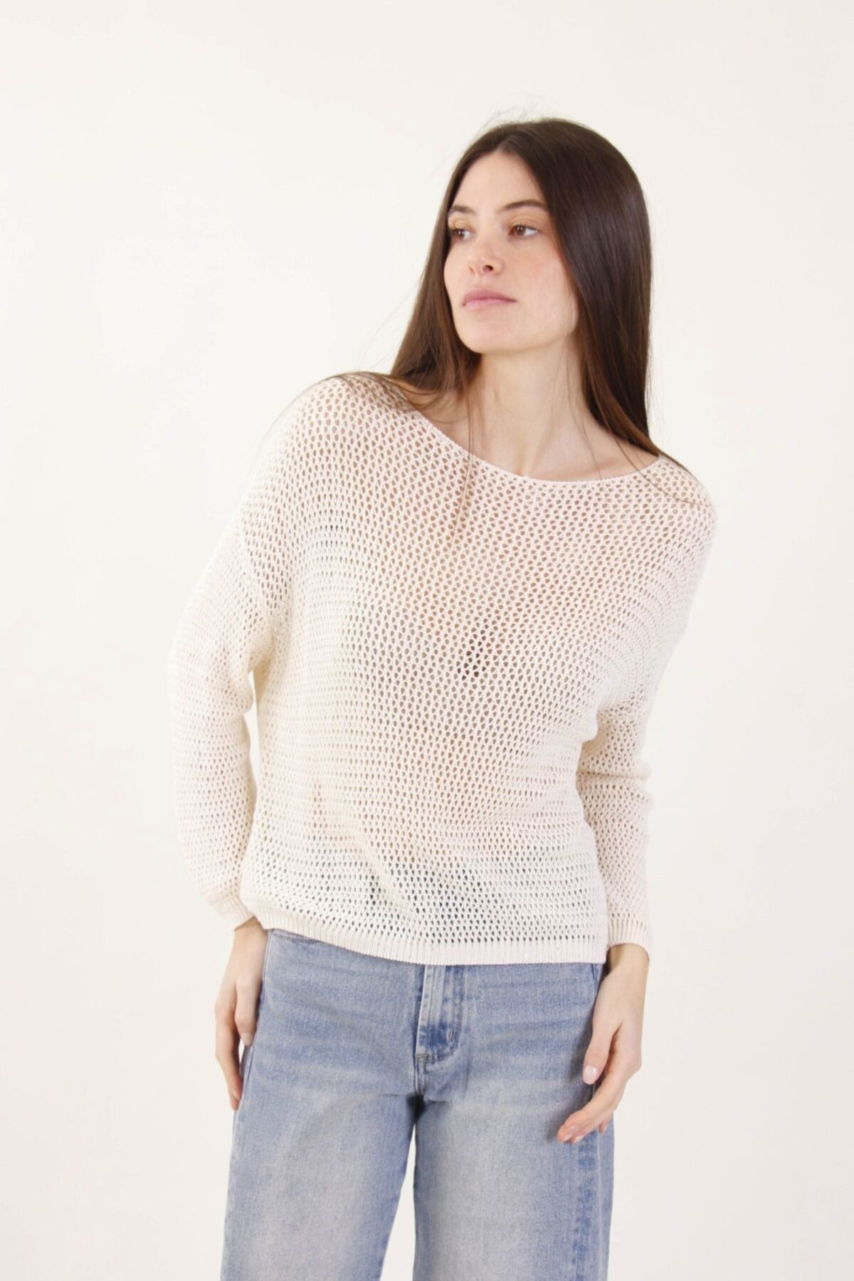 MAGLIA TRAFORATA CON MICRO PAILLETTES